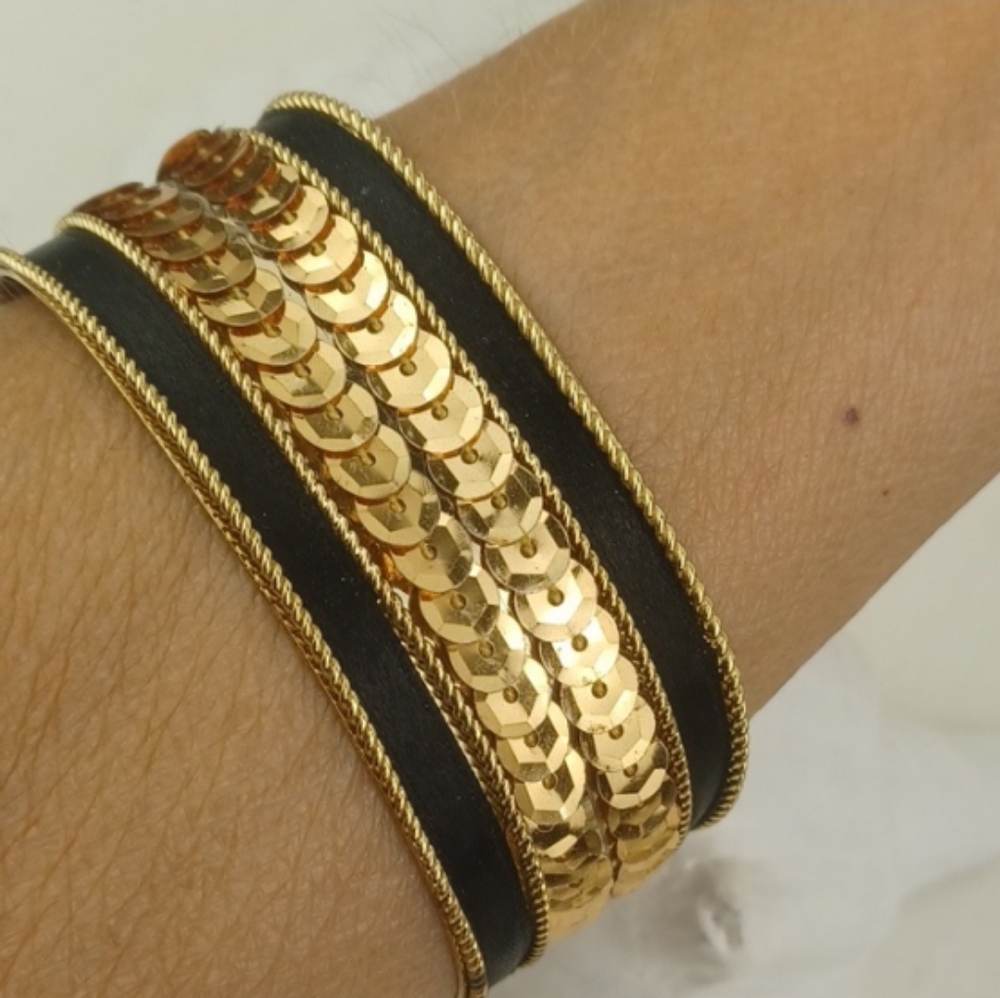 🌻 3 For $15 Boho Chic Gold Tone & Black Sequin Cuff Bracelet